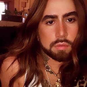 Meet your Posher, Emanuel